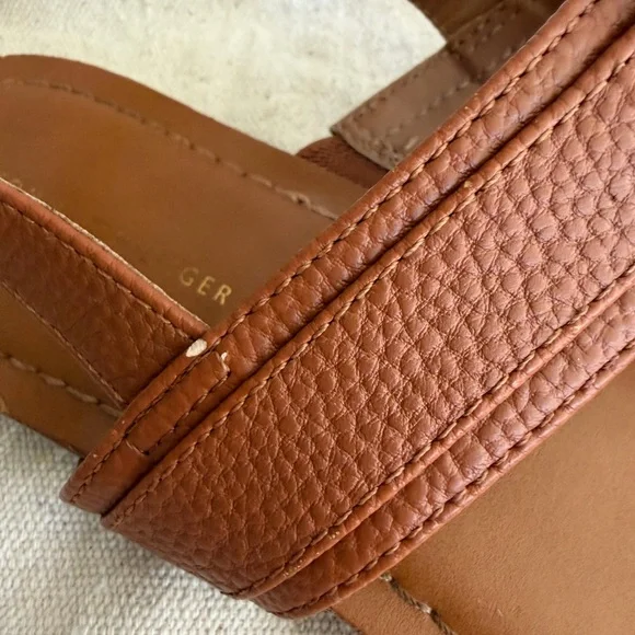 Tommy Hilfiger Women's Brown Leather T-Strap Sandals Gold Emblem and Buckles 10 - Picture 9 of 11